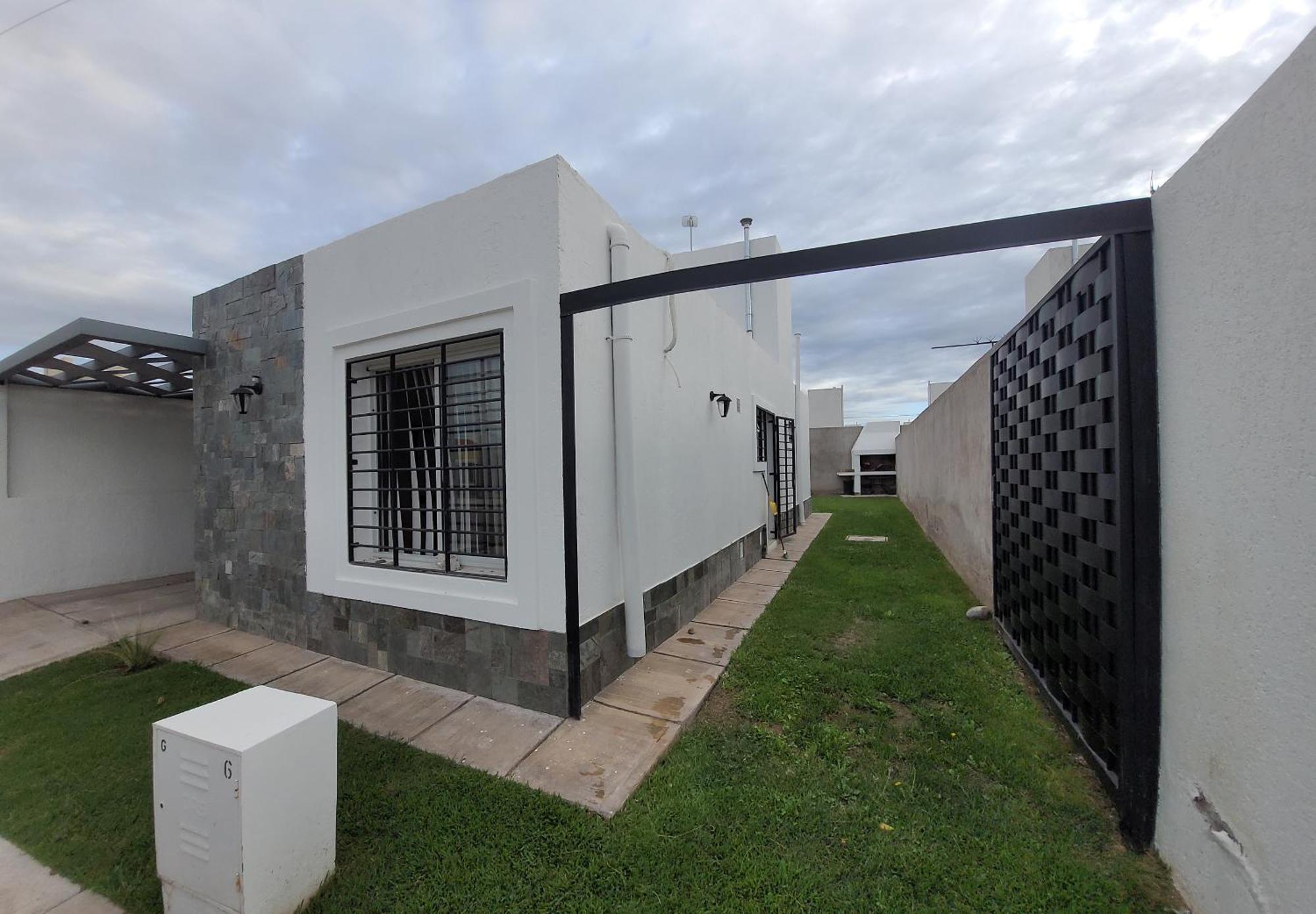 Вилла La Casita De Lujan Лухан-де-Куйо Экстерьер фото